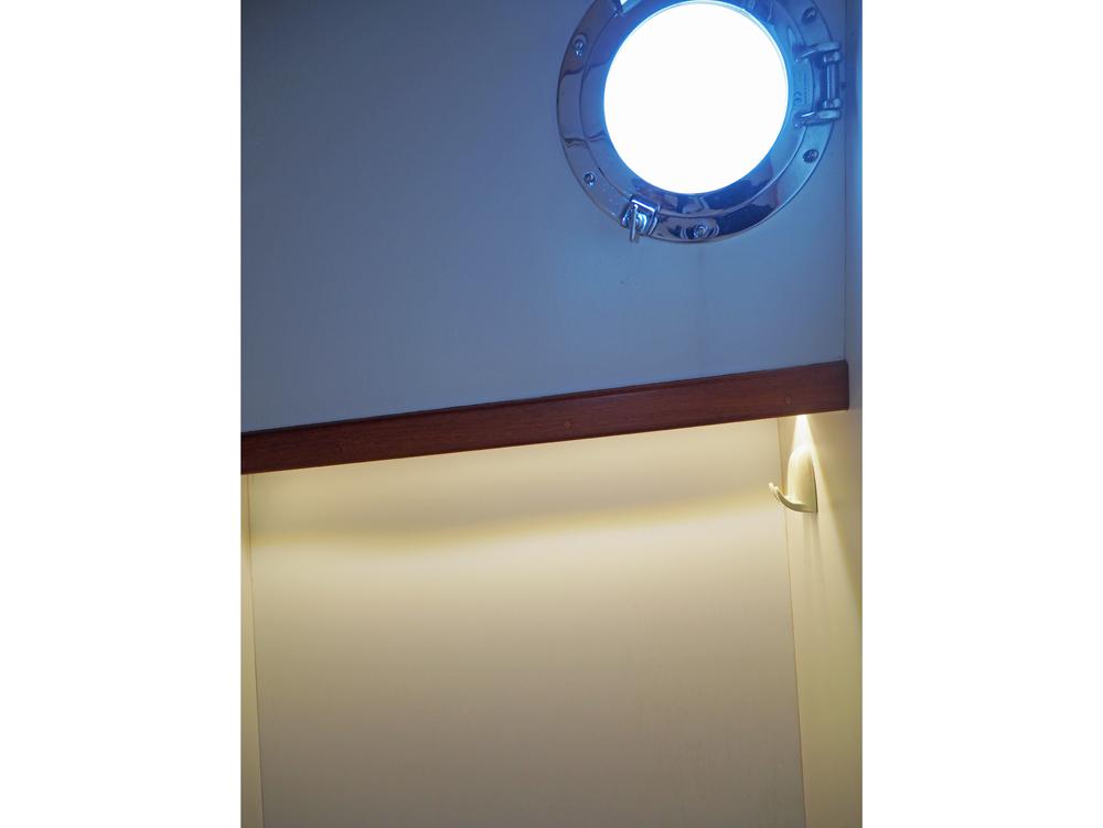 Cabin en avant, H&eacute;bergements